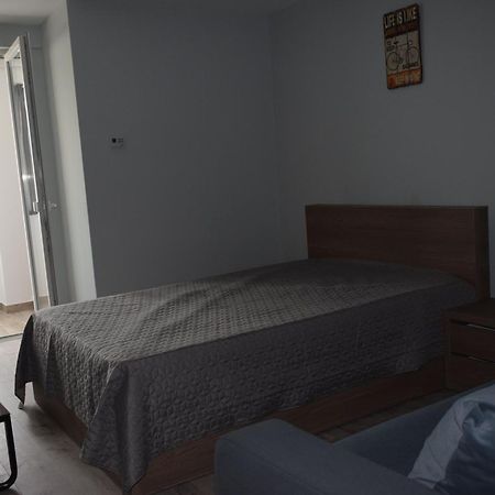 Apartament Palatul De Justitie Rhbm بايا ماري المظهر الخارجي الصورة